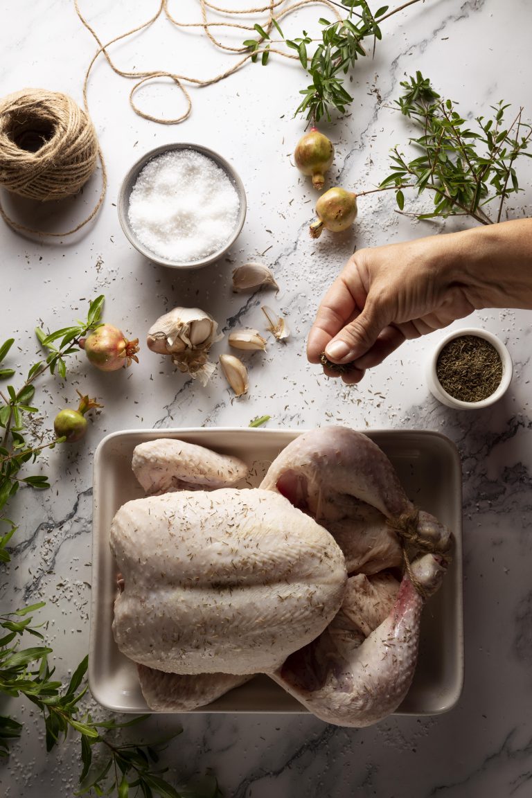 راه‌های موثر برای از بین بردن بوی زهم مرغ از غذا